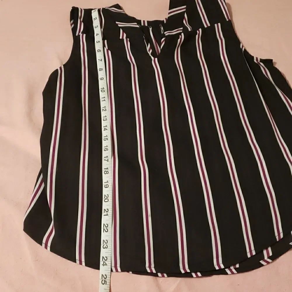 ❤ 3/$20 Who What Wear Tank. Large - Picture 4 of 7